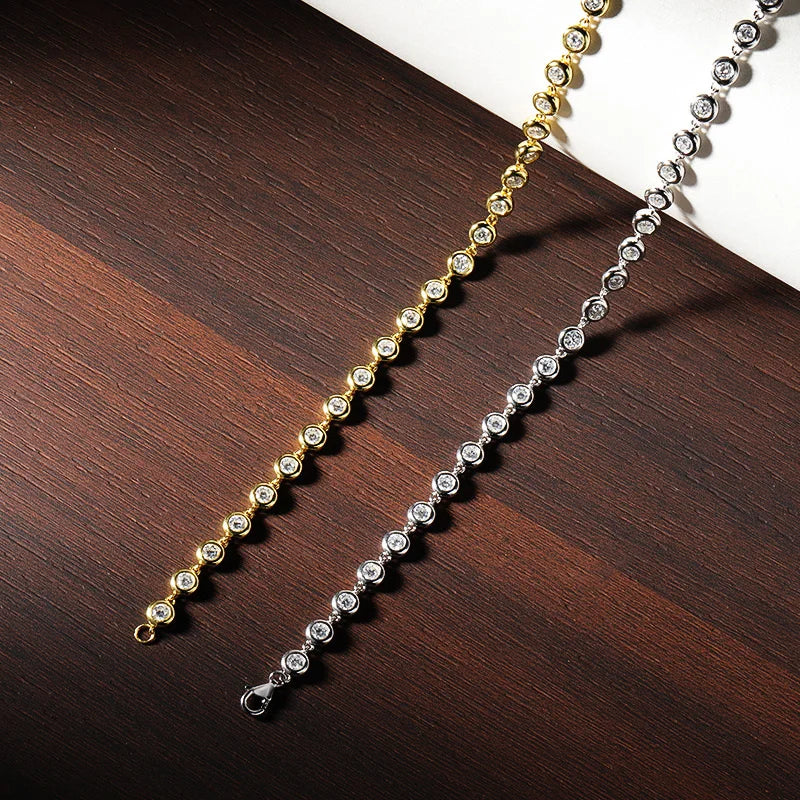 Aura Nova Moissanite Bezel Chain Necklace