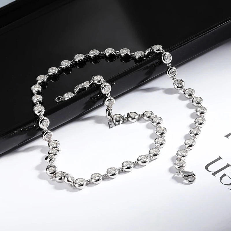 Aura Nova Bubble Bezel Moissanite Chain White Gold