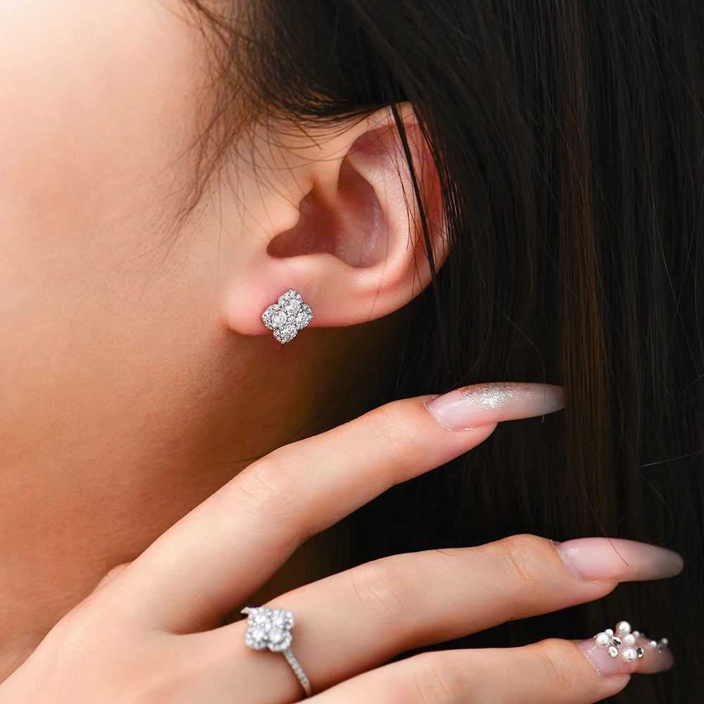 Fleur Quatrefoil Moissanite Stud Earrings